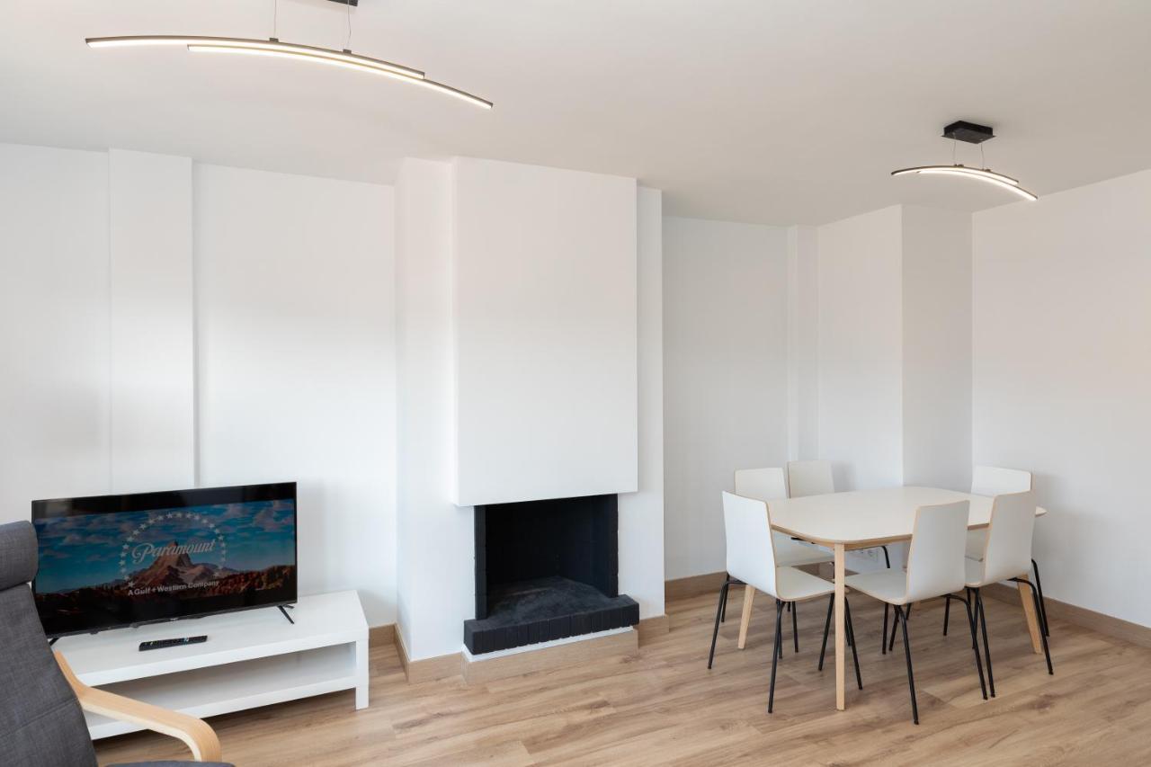 Hauzify I Apartament Big Family 桑特费柳德吉克索尔斯 外观 照片